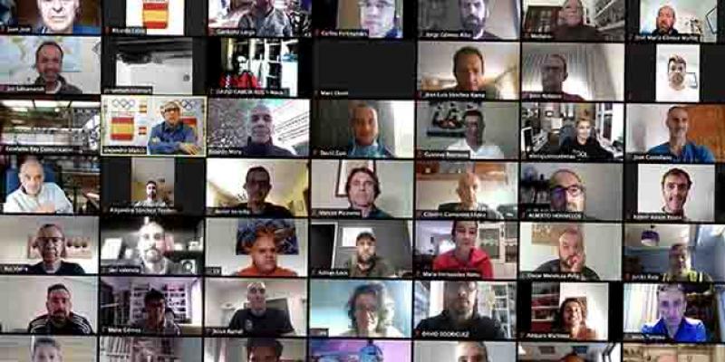COE / COE El COE garantiza la formación de sus entrenadores
