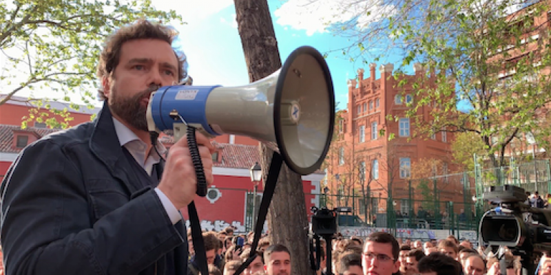 Ivan Espinosa ICADE protesta