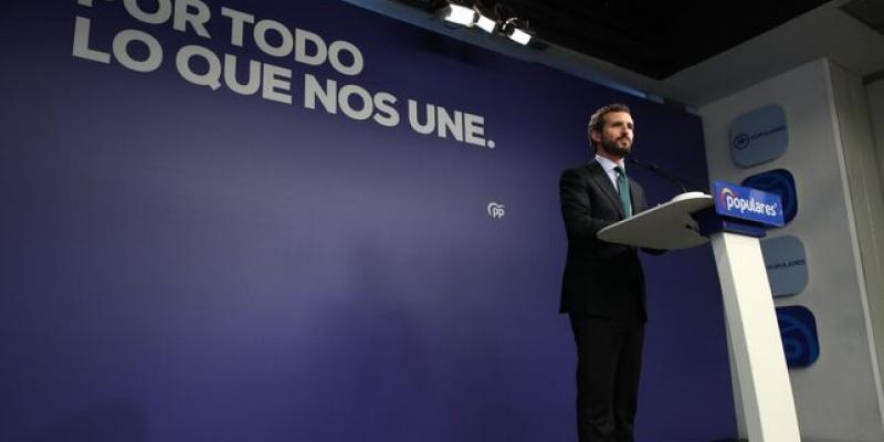 El presidente del PP, Pablo Casado, ha garantizado este miércoles que su partido no colaborará para imponer un "cordón sanitario" a Vox. Casado Mesa del Congreso Vox cordón sanitario