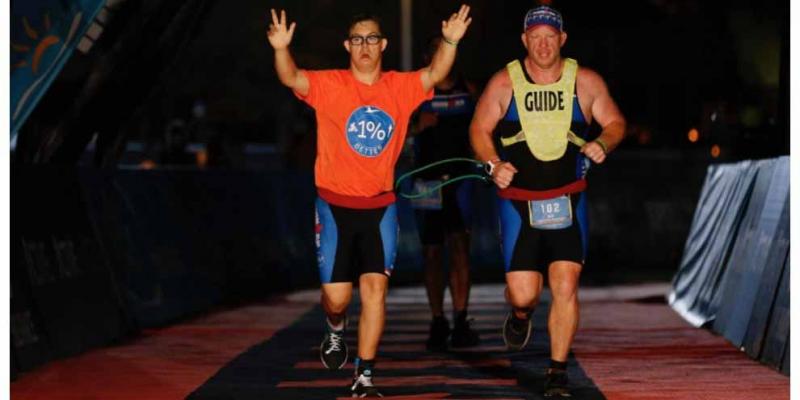 Chris Nikic / MARCA Chris Nikic hace historia al terminar el Ironman de Florida
