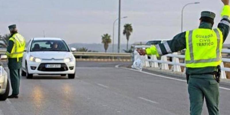 DGT / Ideal Los Guardias Civiles y la DGT vigilarán las carreteras