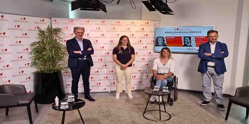 Diálogos Paralímpicos / Servimedia Silvia Mas y Eva Moral pasan por Diálogos Paralímpicos