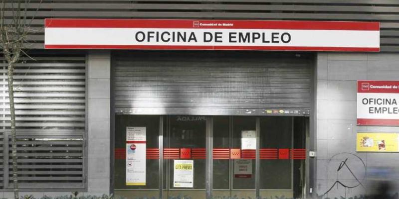 En la imagen, oficina de empleo del Paseo de las Acacias de Madrid. EFE