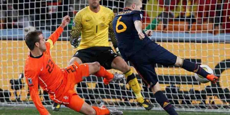 España La Selección española celebra el décimo aniversario del gol de Iniesta / Diario AS