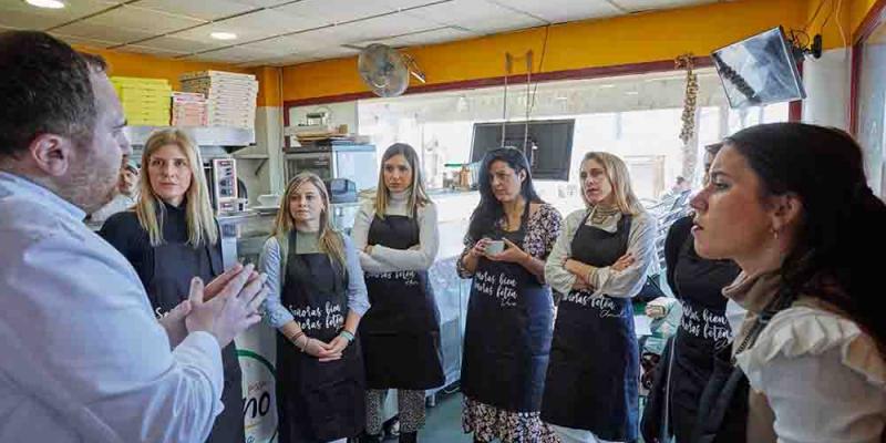 Francesco Caldarozzi / Buono Francesco Caldarozzi es el primer empresario en Almería en llevar comida a altamar