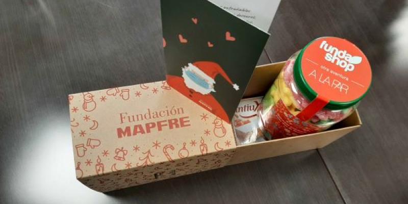Fundación Mapfre / Mapfre Tarjeta de Navidad para la compra solidaria en Carrefour