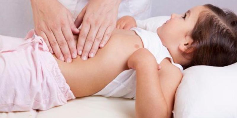 Gastrosquisis / Cirugía Neonatal La gastrosquisis es una enfermedad que sufren los niños antes de nacer