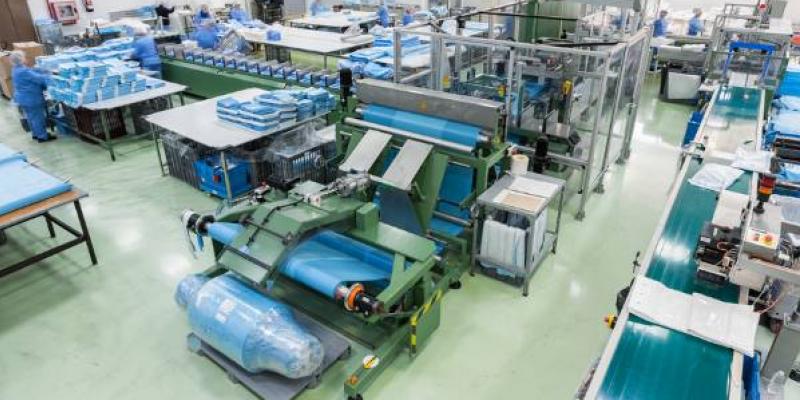 Grupo Cardiva Bata EPI/Grupo Cardiva Planta de producción del Grupo Cardiva en Málaga