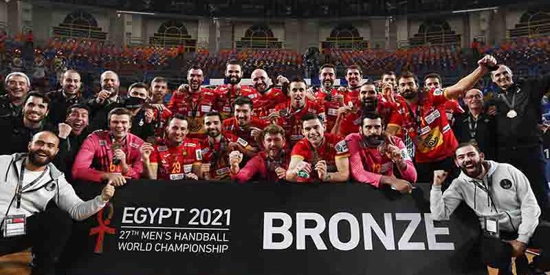 Hispanos / IHF Los Hispanos consiguen el bronce tras imponerse a Francia