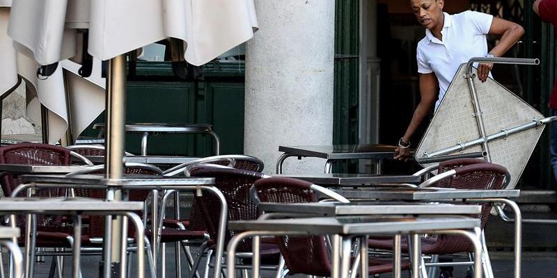 Los mileuristas suman ya cuatro millones de trabajadores en España. mileurismo