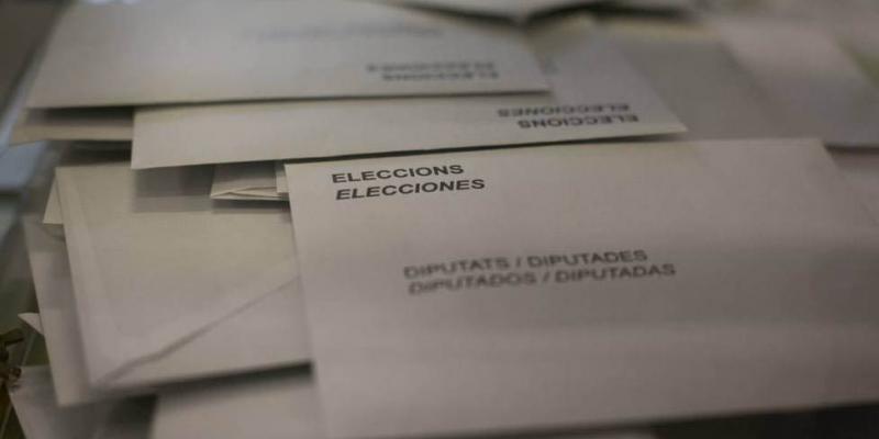Junta / COPE La Junta Electoral de Cataluña buscará voluntarios para cubrir algunas mesas electorales