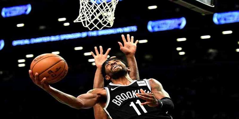 Kyrie Irving / AFP Kyrie Irving es uno de los deportistas que abogar por paralizar la NBA