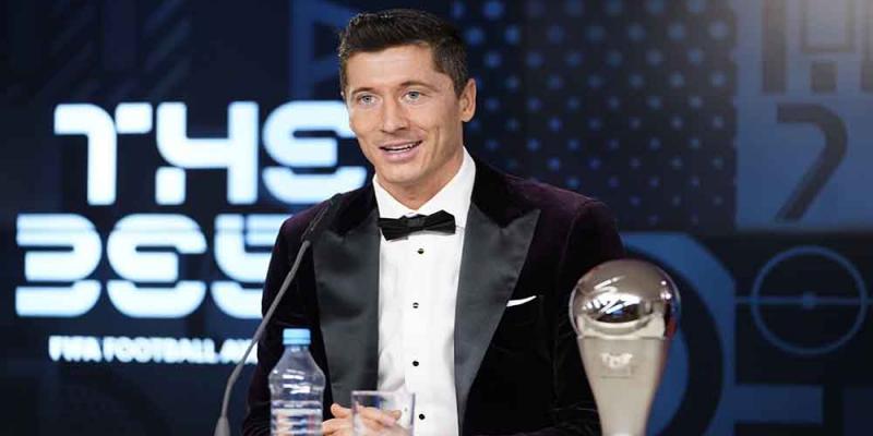 Lewandowski y Bronze son lo mejor de la temporada