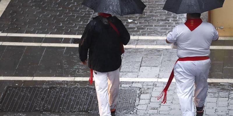 Graves daños en localidades navarras por la repentina avenida del río Cidacos Lluvias Navarra