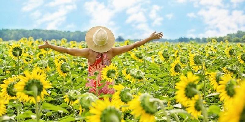 Mujer feliz // Pixabay Mujer feliz // Pixabay