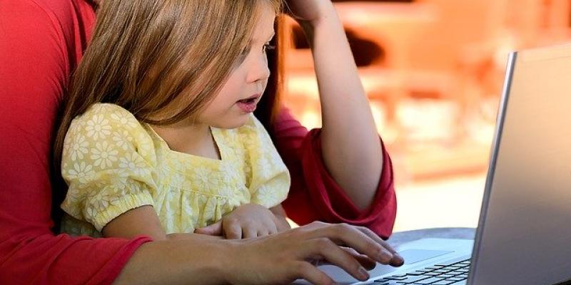 Mujeres y niños durante el confinamiento