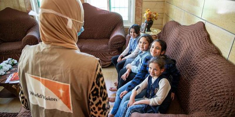 World Vision vela por la situación de los países más pobres Niños apadrinados/ World Vision