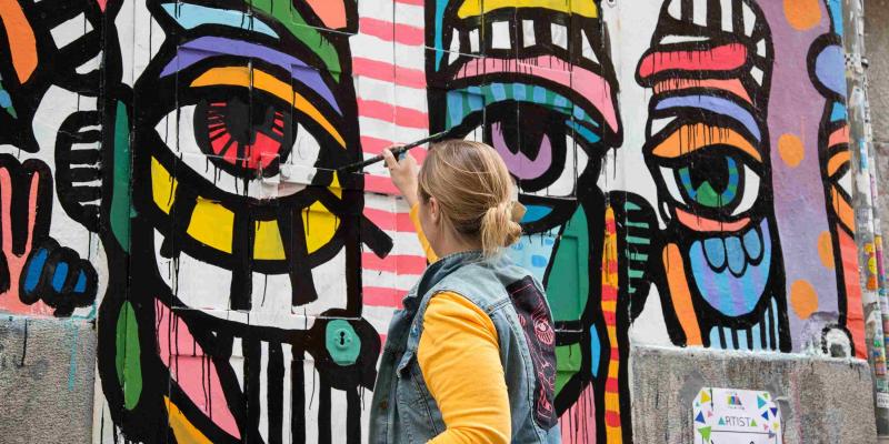 Pinta Malasaña abre junio a todo color Pinta Malasaña 2018 - obra de Bona Berlín (1)