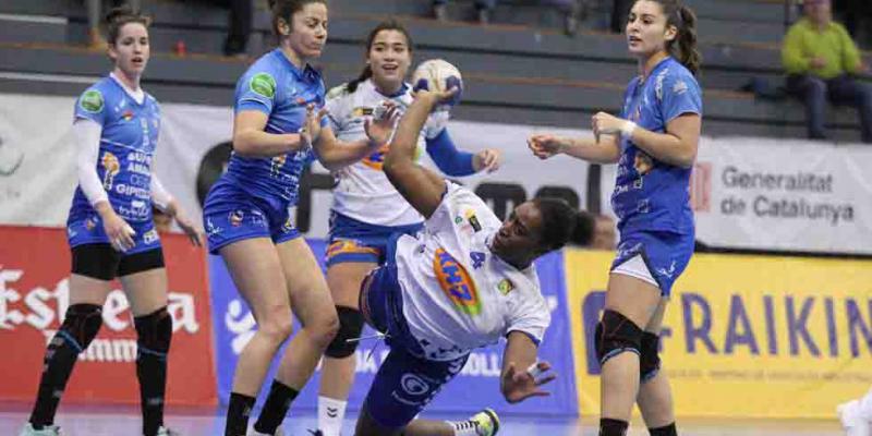 RFEBM / Mundo Deportivo La RFEBM reparte dinero entre los equipos de la Liga Guerreras