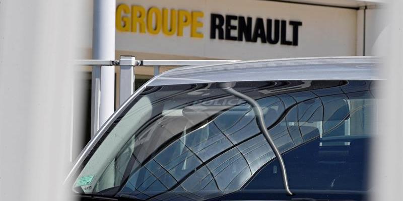 La Bolsa española se mantiene plana a la espera de más resultados.
Renault