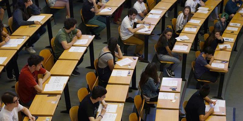Ya está abierta la convocatoria para solicitar las becas de la fundación ONCE. Becas discapacidad