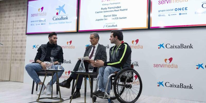 Dani Stix y Rudy Fernández compartieron el primer coloquio de #DiálogosParalímpicos