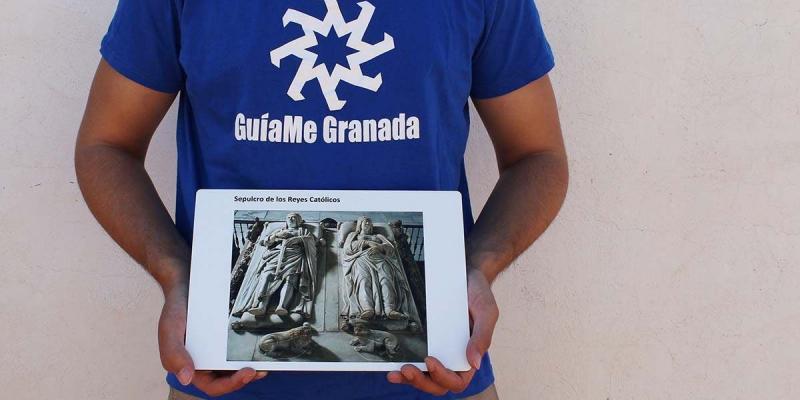 Guíame Granada ofrece rutas adaptadas para personas con discapacidad / Mira Jeréz 