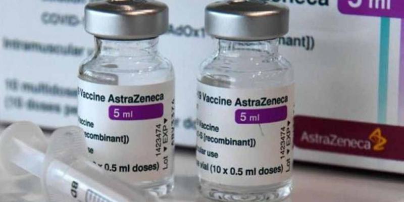 Sanidad asegura que hará segundas dosis de AstraZeneca para todos