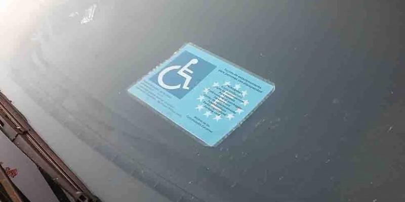 Tarjeta aparcamiento Personas con Movilidad Reducida Tarjeta aparcamiento Personas con Movilidad Reducida