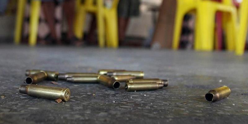 Un tiroteo en una escuela de Colorado deja un muerto y media docena de heridos. Tiroteo