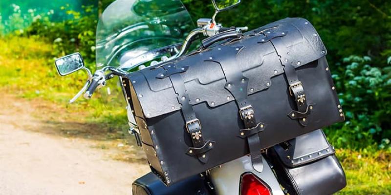 Imagen de una moto con equipaje/Euro Mundo Global Cómo hay que colocar el equipaje de moto