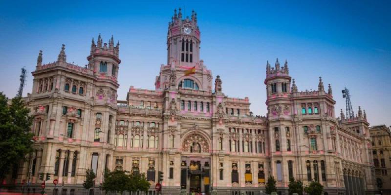 ACCIONA Energía ha sido adjudicataria de un contrato de €5,6 millones para encargarse de la gestión energética de los edificios públicos del Ayuntamiento de Madrid durante cinco años. / Acciona Ayuntamiento de Madrid