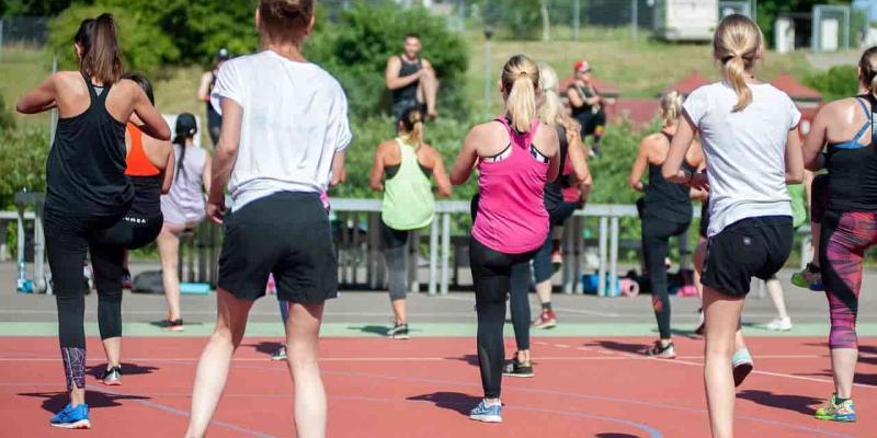 Muchas chicas desean hacer más deporte