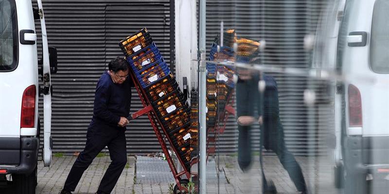 El salario bruto anual se ha situado en 23.003,2 euros en 2018, cifra un 0,9% superior a la de 2017. Salarios