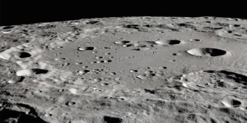 Imagen real de la superficie lunar / NASA Imagen real de la superficie lunar