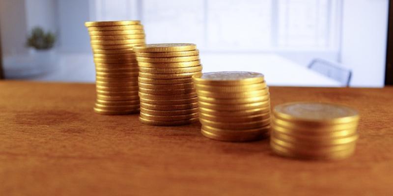 Muchas monedas / Pixabay Muchas monedas
