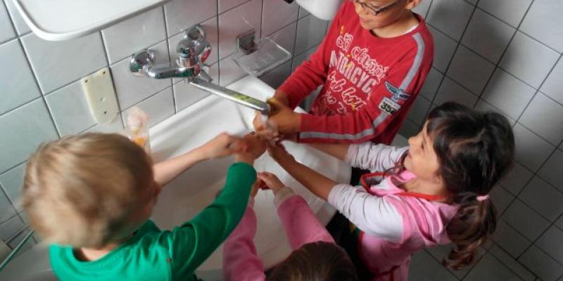 Aldeas Infantiles SOS ha diseñado planes de acción inmediata ante la pandemia. Aldeas Infantiles SOS garantiza la protección de los menores ante el Covid-19.