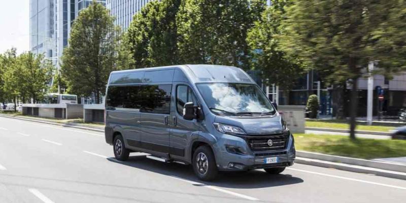 Alquilar una furgoneta puede ser de mucha utilidad en determinados momentos. | Fiat Furgoneta por la carretera