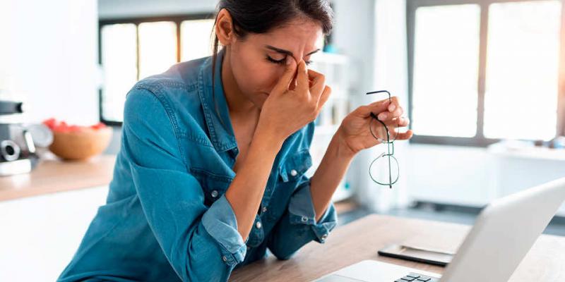 El 64 % de los españoles sufrió ansiedad o fatiga laboral durante el último año