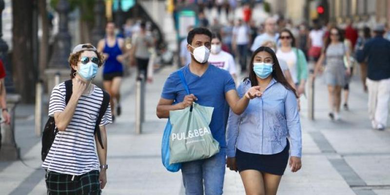 Los asintomáticos son un peligro para ellos y para la sociedad Los asintomáticos sufren la enfermedad, pero de manera silenciosa