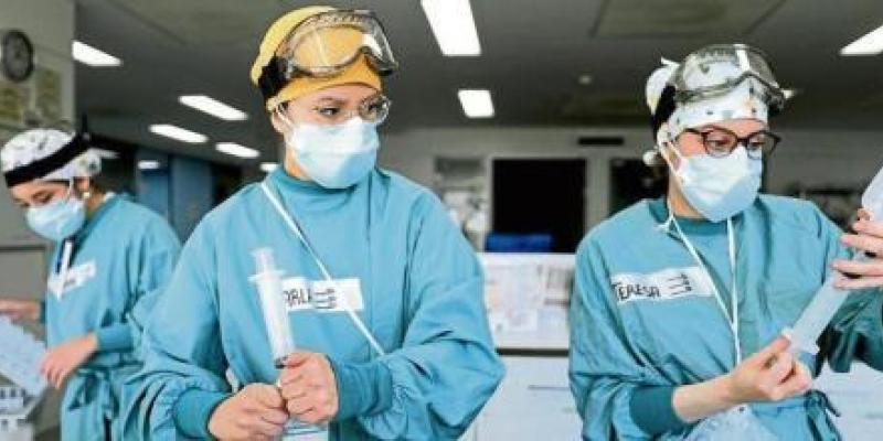 Médicos de la Atención primaria/ La Vanguardia Atención primaria