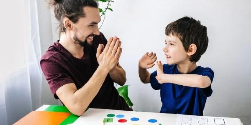 El autismo es diferente dependiendo de la genética y la edad Distintos tipo de autismo según la edad de diagnóstico