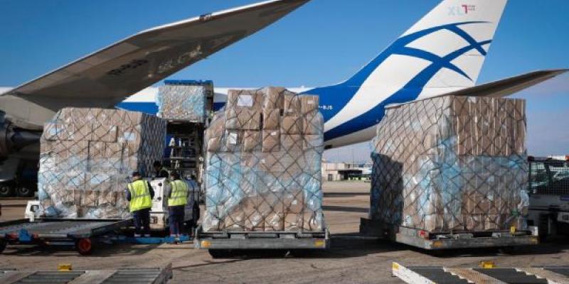 Imagen de Twitter Avión material sanitario