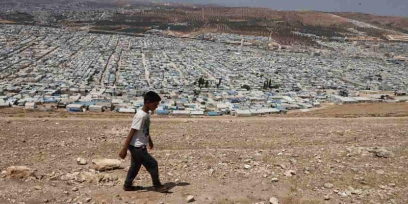 Imagen de un niño por las calles de Siria/Amnistía Internacional España Siria: la amenaza rusa de vetar la ayuda humanitaria