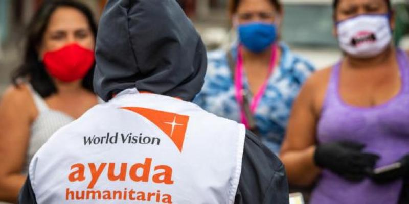 World Vision ha comenzado a distribuir ayuda de emergencia en las comunidades inundadas de Vietnam