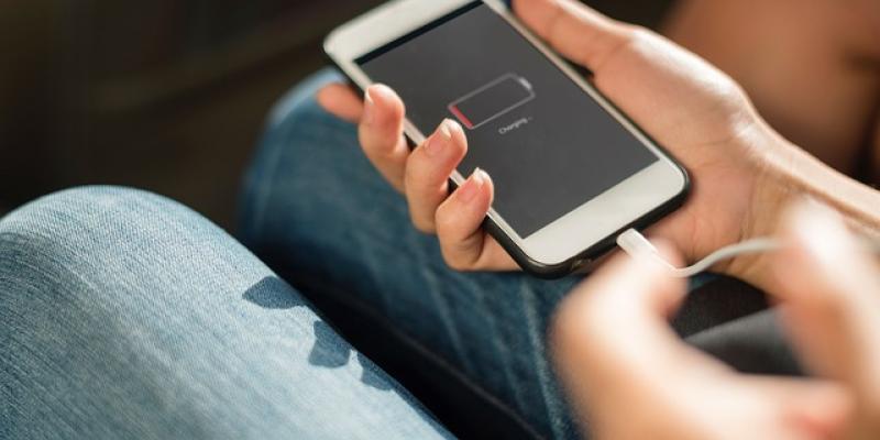 Evita estropear la batería del móvil haciendo esto - Pixabay Mejora la batería del móvil