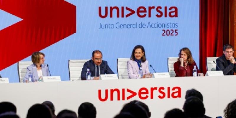 Convocatoria de becas Universia Santander / Comprimiso RSE Convocatoria de becas Universia Santander