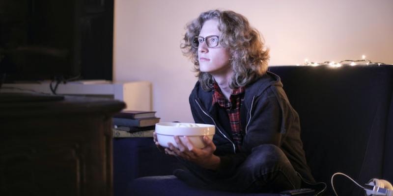 Los síntomas del 'binge watching' - Pexels 'Binge watchig'