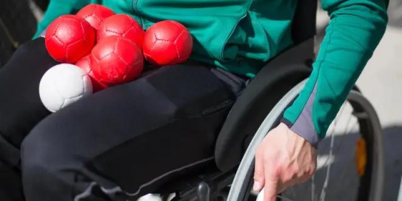 El boccia es un deporte que puede practicar cualquier persona con discapacidad física.