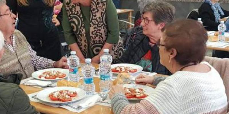 Ejemplo de cafetería/comedor en centros de mayores